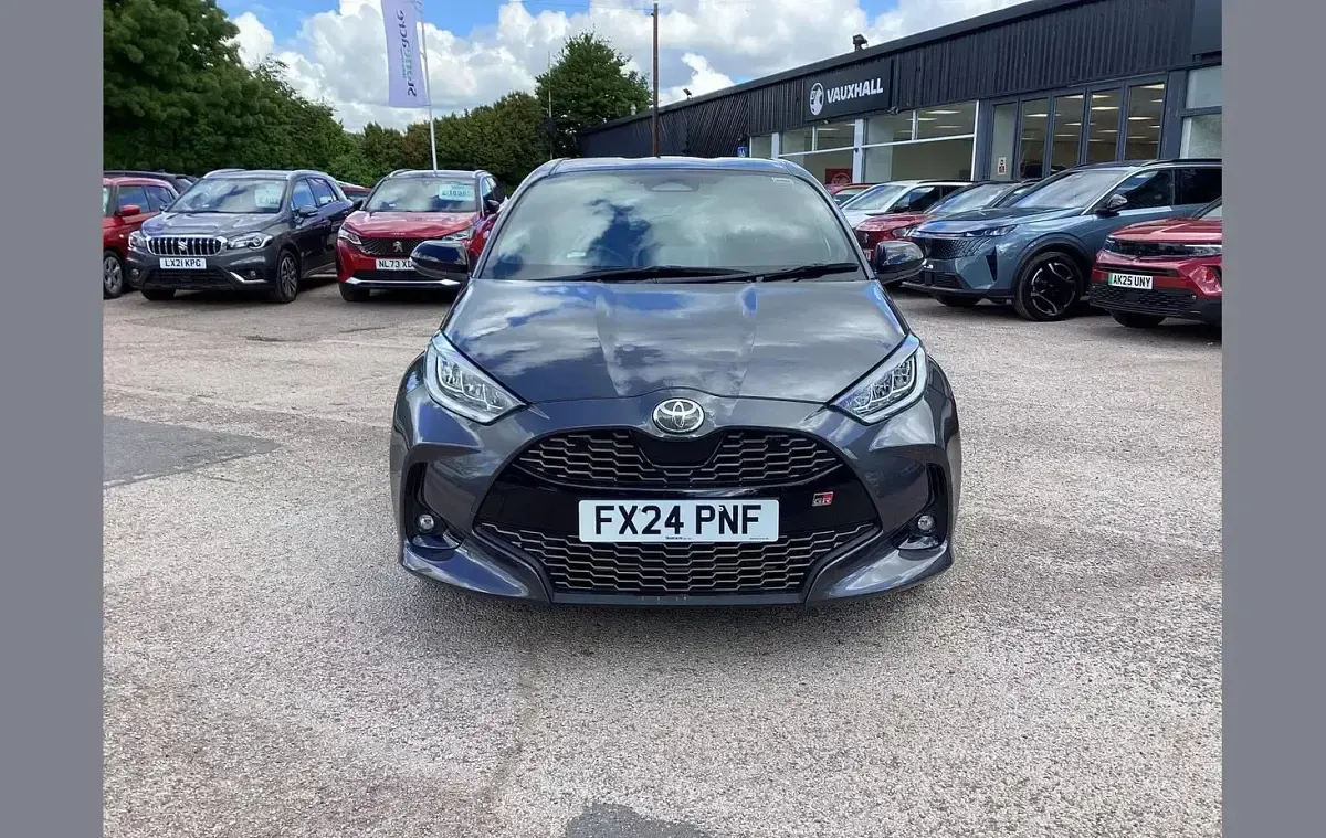Used Toyota Yaris Sport 128 HP (94 kW) 2024 Grey Hatchback