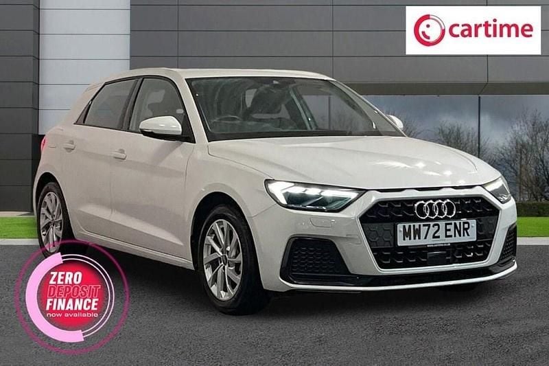 Used Audi A1 Sportback Sport 95 HP (69 kW) 2022 White Hatchback