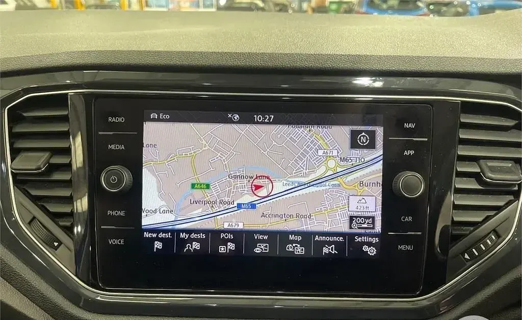 Używany VW T-Roc SEL 150 KM (110 kW) 2018 Niebieski SUV
