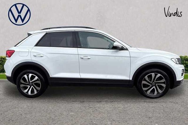 Used VW T-Roc Active 110 HP (80 kW) 2021 White SUV