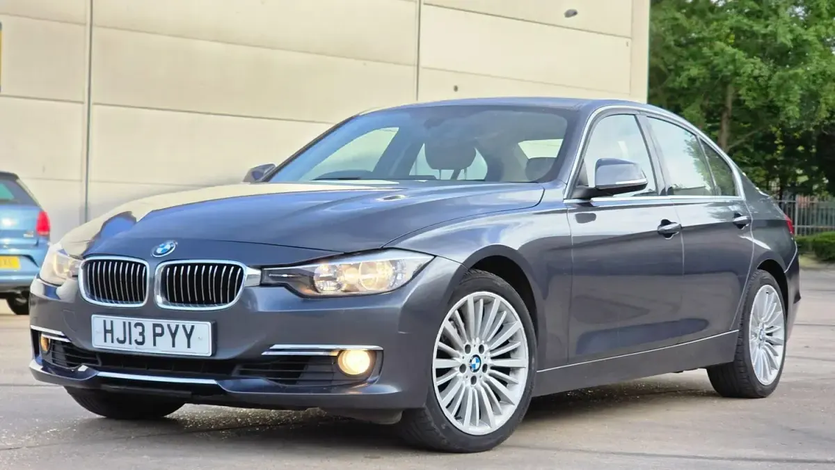 Used BMW 320 Luxury Line 2013 Grey Sedan
