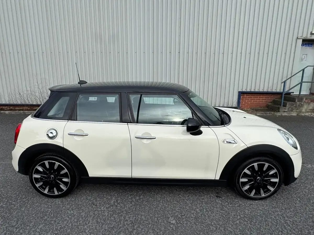Used Mini Cooper SD Hatch 2016 White Hatchback