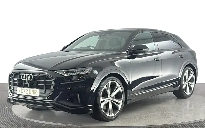 Usado Audi Q8 Black Edition 340 CV (250 kW) 2023 SUV