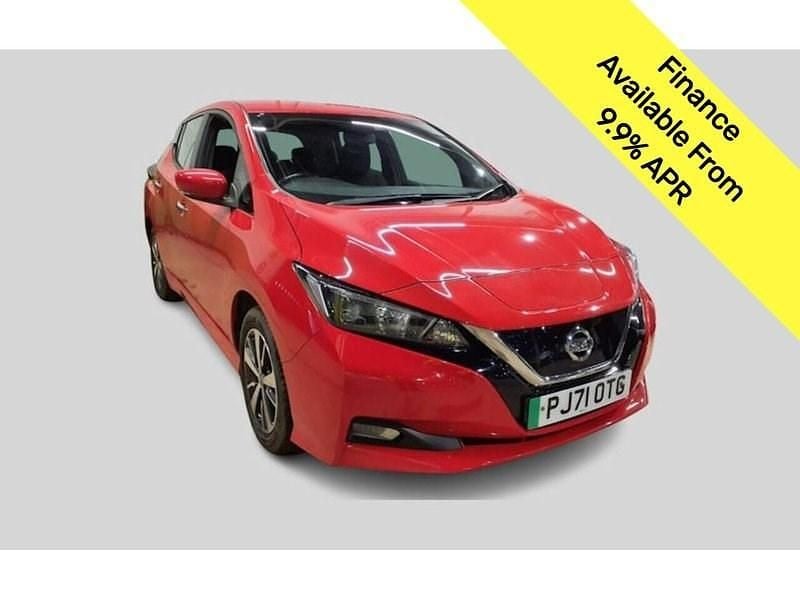 Used Nissan Leaf Acenta 110 kW (150 HP) 2021 Red Hatchback
