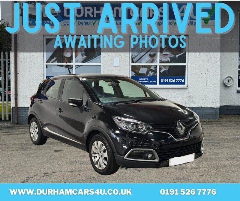 Black Used 2014 Renault Captur Expression+ SUV | £5,499 (Fair price) - Image 1/1
