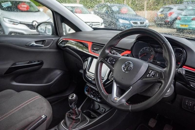 Second-hand Vauxhall Corsa SRi 2019 Negru Hatchback