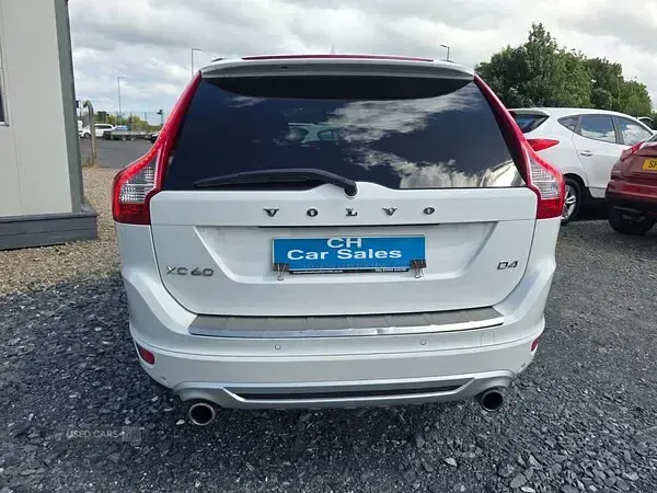 Used Volvo XC60 R-Design 2012 White SUV