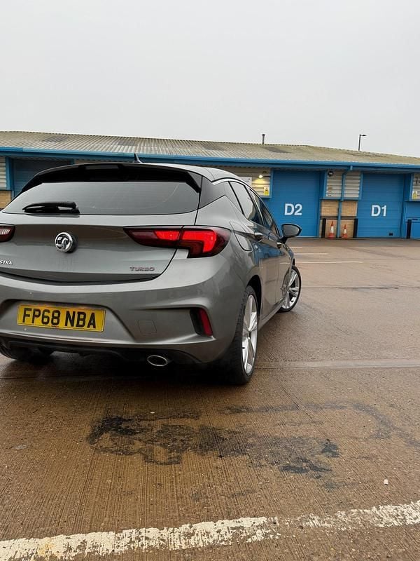 Used Vauxhall Astra SRi 200 HP (147 kW) 2018 Grey Hatchback