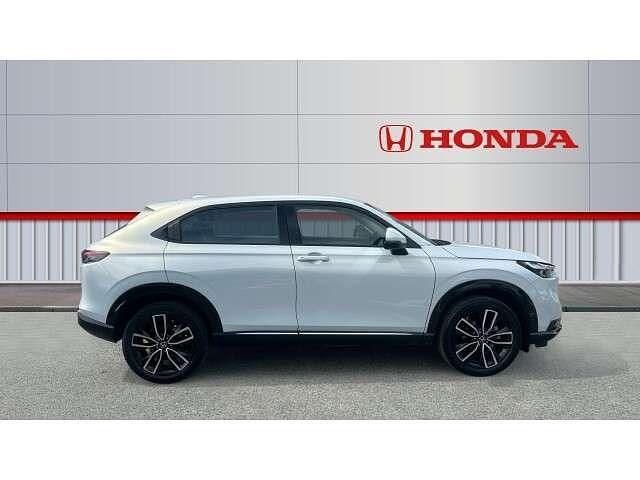 Used Honda HR-V Advance 131 HP (96 kW) 2023 White SUV