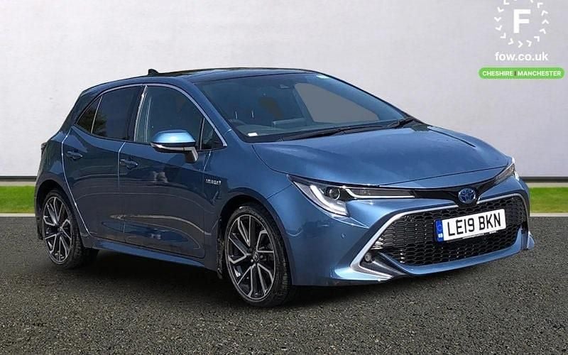 Used 2022 Toyota Corolla Hatchback | £17,799 (Good price) - Image 1/3