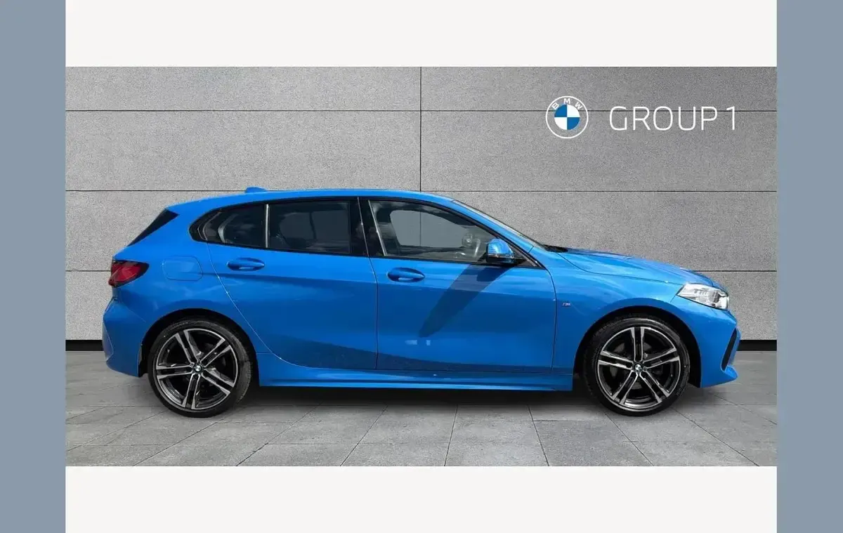 Used BMW 118 M Sport 136 HP (100 kW) 2023 Blue Hatchback