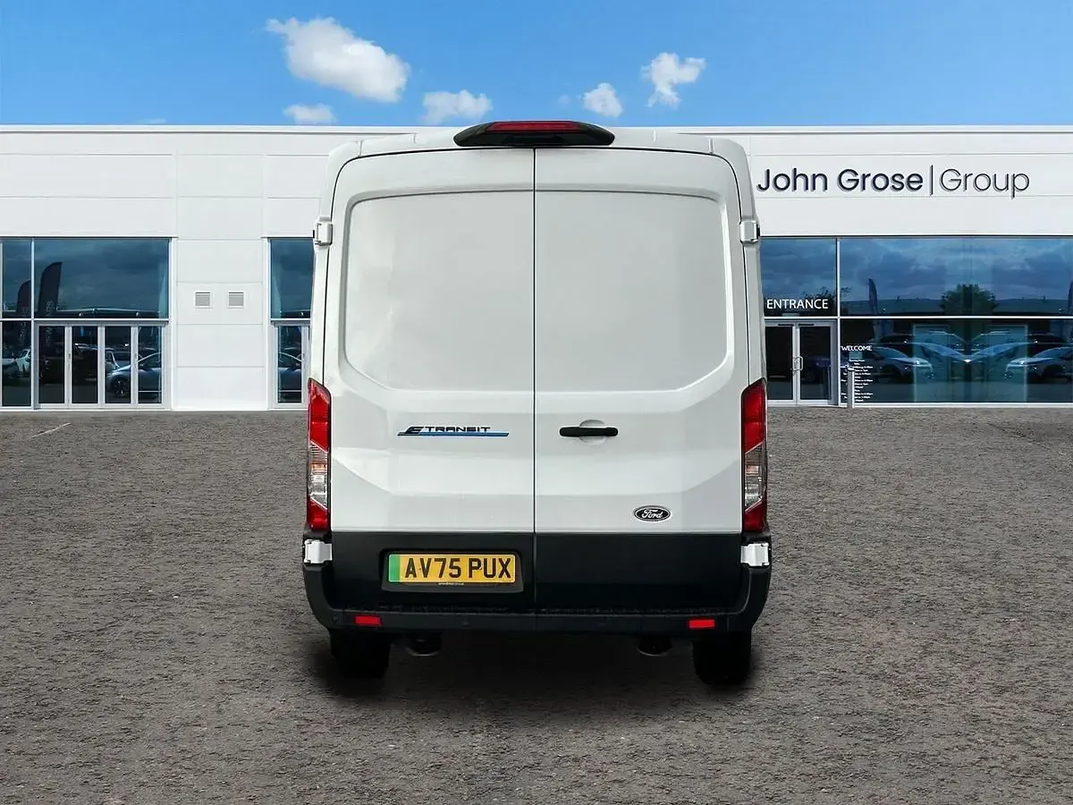 Nuevo Ford Transit Trend 135 kW (184 CV) 2025 Blanco Van