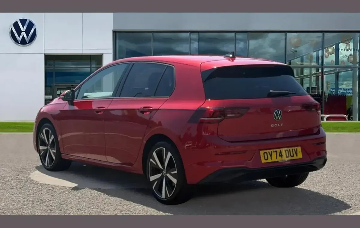 Used VW Golf VIII Match 113 HP (83 kW) 2024 Red Hatchback