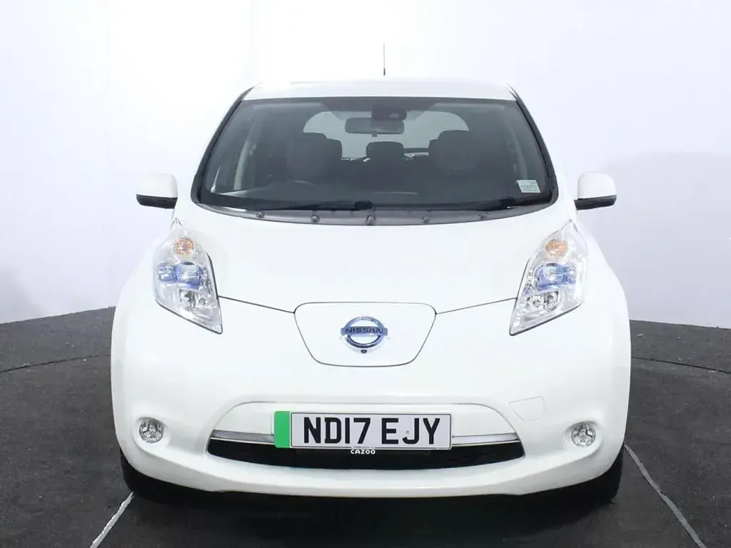 Used Nissan Leaf Tekna 80 kW (109 HP) 2017 Hatchback