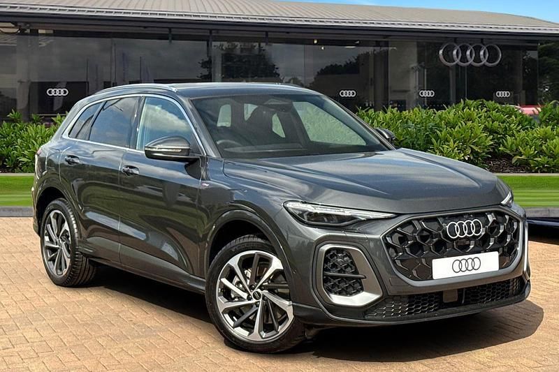 New Audi Q5 S-Line 2025 Grey SUV