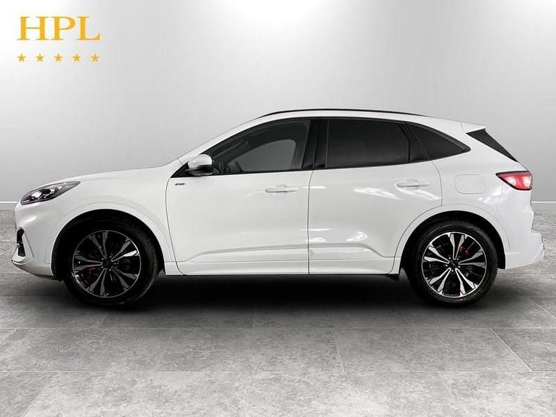 Begagnad Ford Kuga ST-Line X 190 HK (139 kW) 2024 Vit SUV