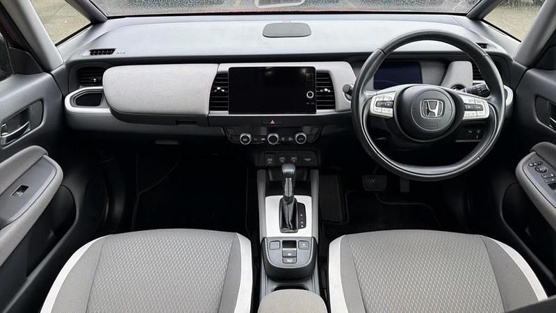 Used Honda Jazz Hybrid 109 HP (80 kW) 2022 Red Hatchback