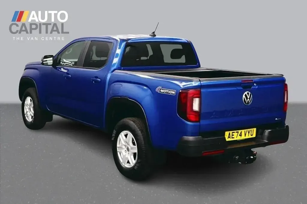 Used VW Amarok Life 205 HP (150 kW) 2024 Blue Pickup
