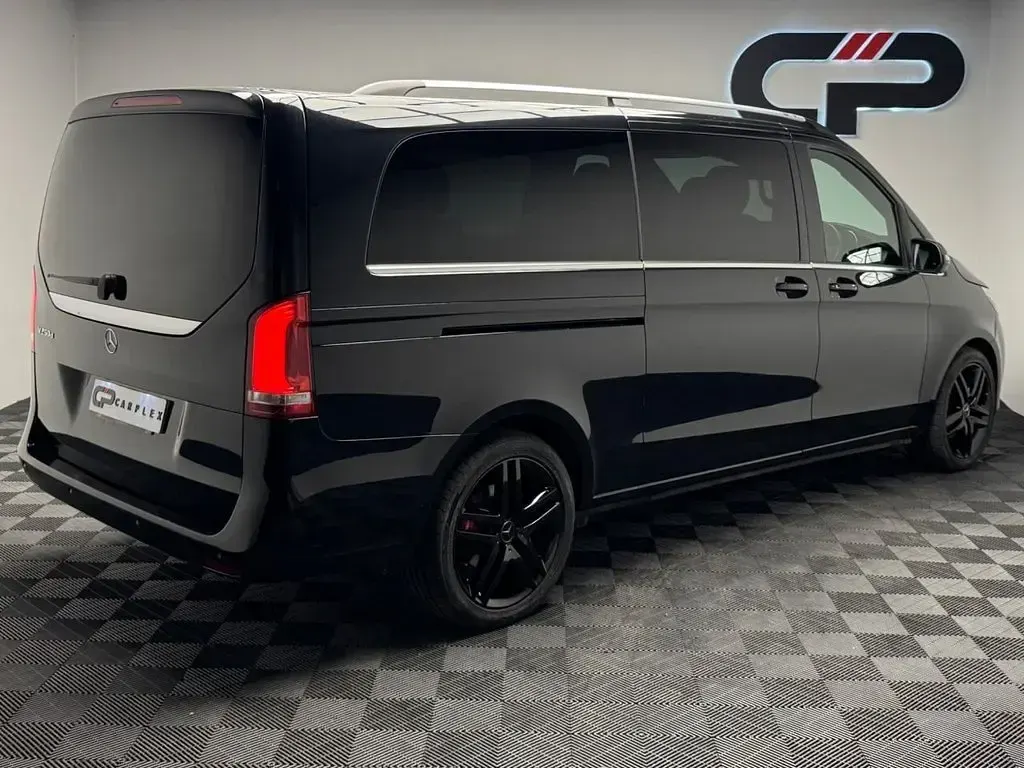 Used Mercedes V250 2016 Black MPV