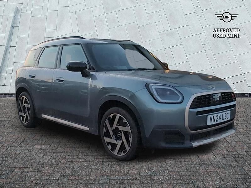 Green Used 2024 Mini Countryman Exclusive SUV | £30,475 (Fair price) - Image 1/4