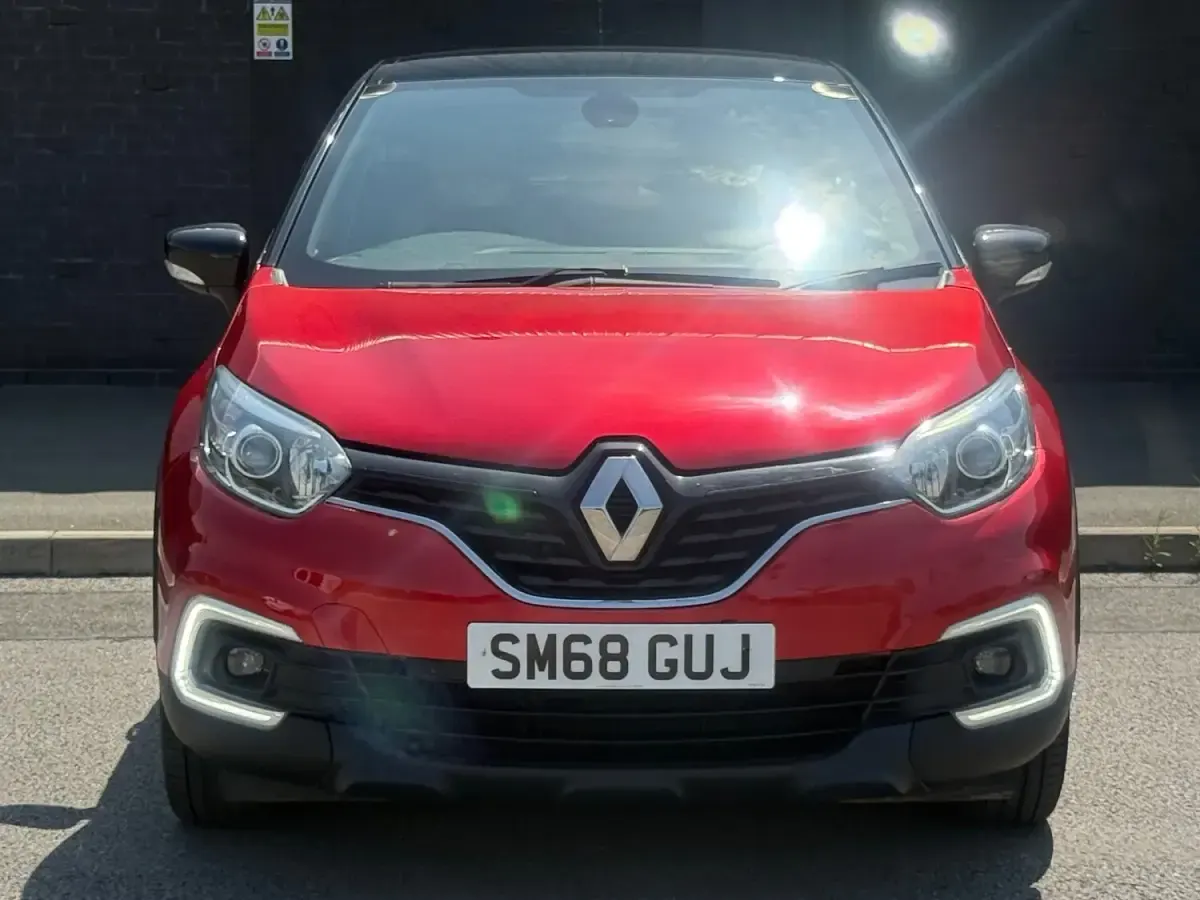 Used Renault Captur Iconic 2019 Red SUV