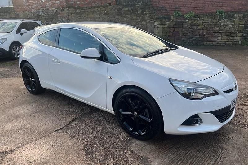 Used 2016 Vauxhall Astra GTC Edition Coupe | £5,495 (Fair price) - Image 1/1
