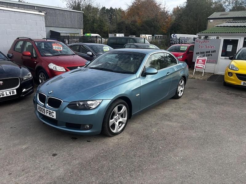 Blue Used 2009 BMW 320 Cabriolet Advantage Cabriolet | £5,699 (Fair price) - Image 1/4
