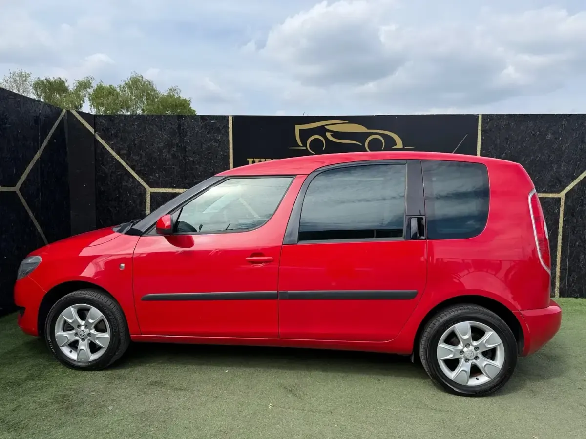 Gebraucht Skoda Roomster SE 105 PS (77 kW) 2013 Rot Van / Kleinbus