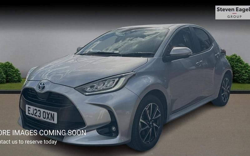 Used Toyota Yaris Hybrid Design 116 HP (85 kW) 2026 Hatchback