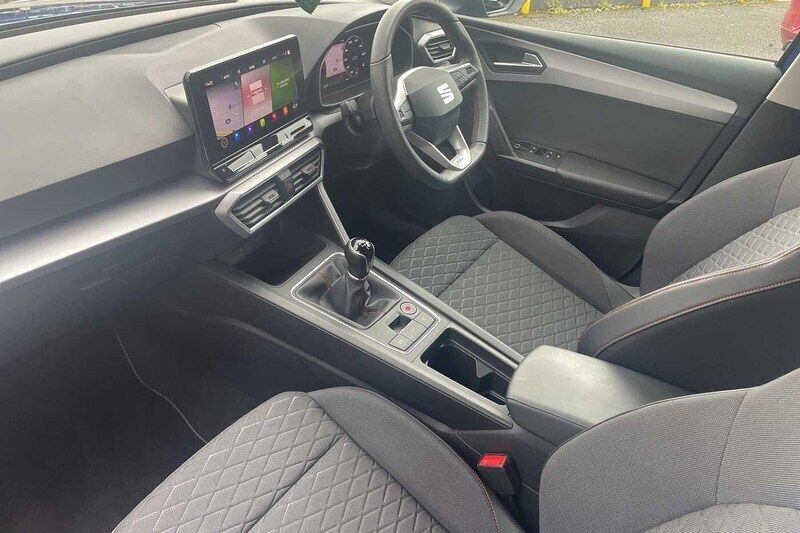 Used Seat Leon FR 130 HP (95 kW) 2020 Blue Hatchback