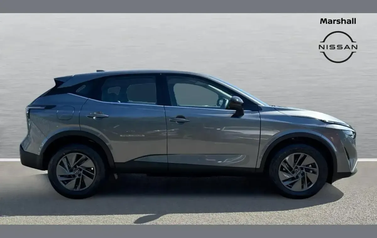 New Nissan Qashqai Acenta Premium 187 HP (137 kW) 2026 Grey SUV