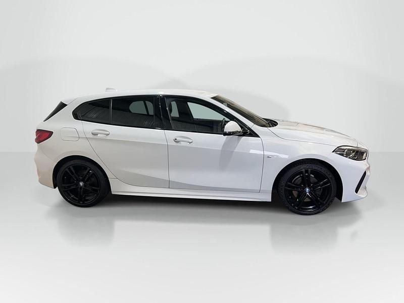 Used BMW 118 M Sport 140 HP (102 kW) 2019 White Hatchback