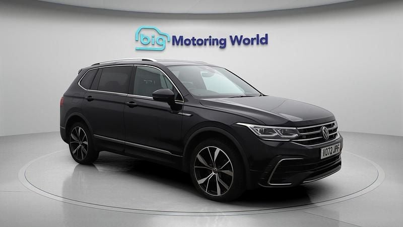 Black Used 2022 VW Tiguan Allspace R-line SUV | £23,500 (Fair price) - Image 1/4