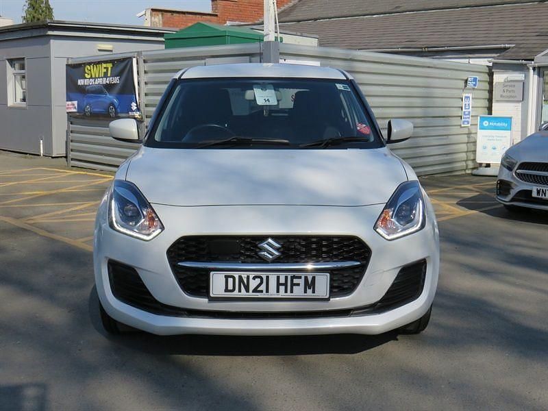 Used Suzuki Swift SZ-L 83 HP (61 kW) 2021 White Hatchback