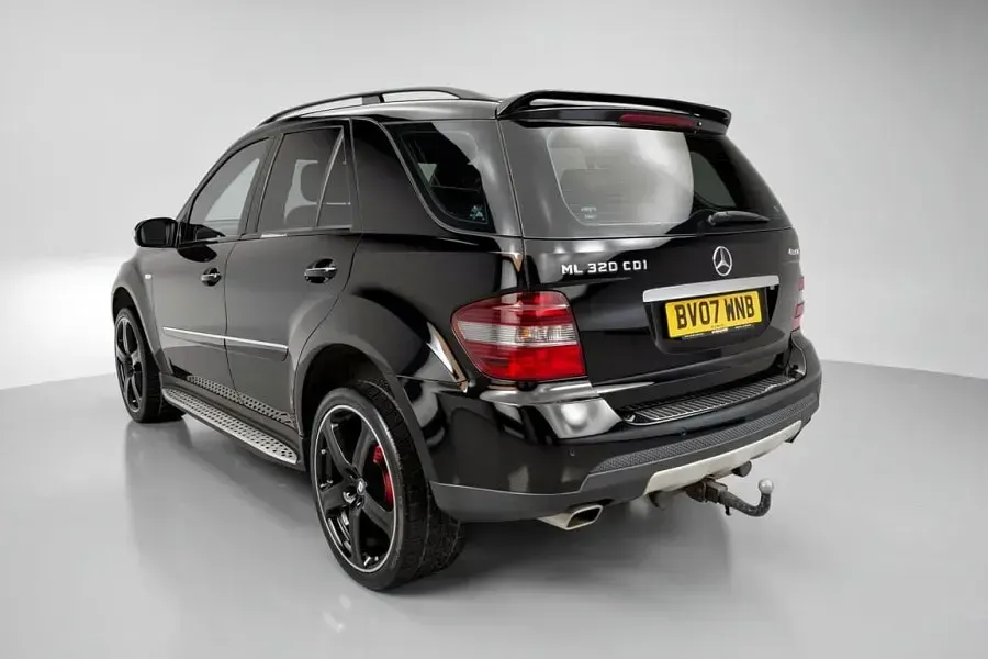 Used Mercedes ML320 220 HP (161 kW) 2007 Black SUV