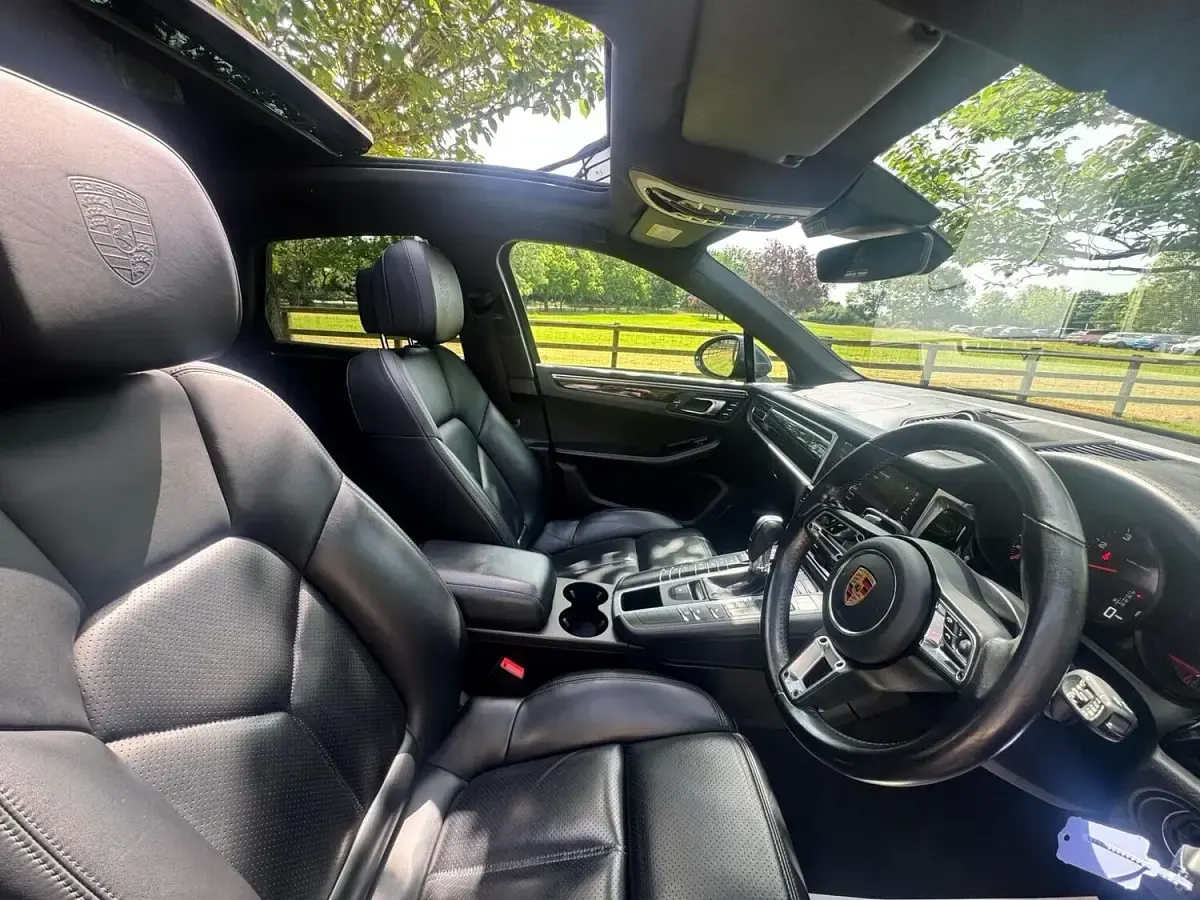 Used Porsche Macan 252 HP (185 kW) 2020 Grey SUV