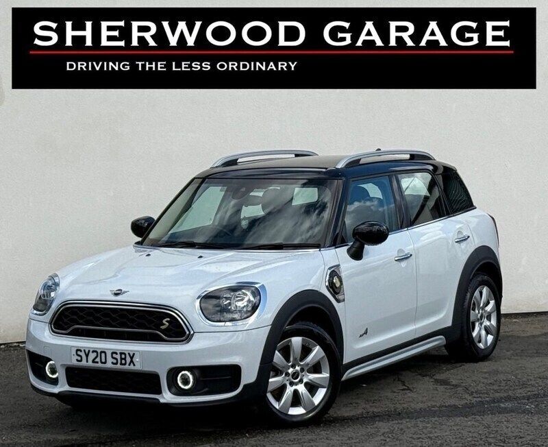 White Used 2020 Mini Cooper Countryman Classic SUV | £17,249 (Good price) - Image 1/4
