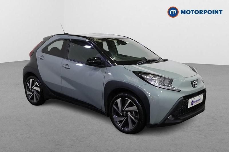Green Used 2024 Toyota Aygo X SUV | £14,499 - Image 1/4