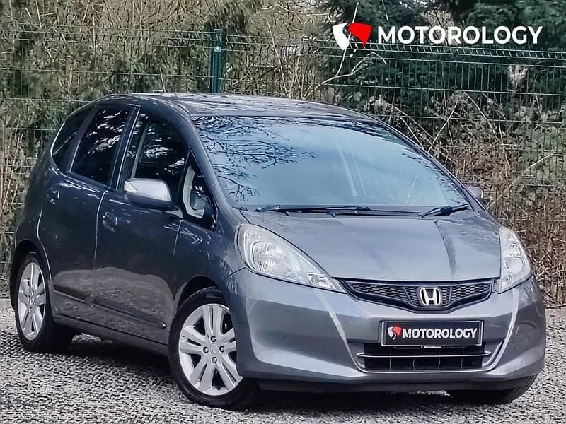 Used Honda Jazz ES 99 HP (72 kW) 2014 Grey Hatchback