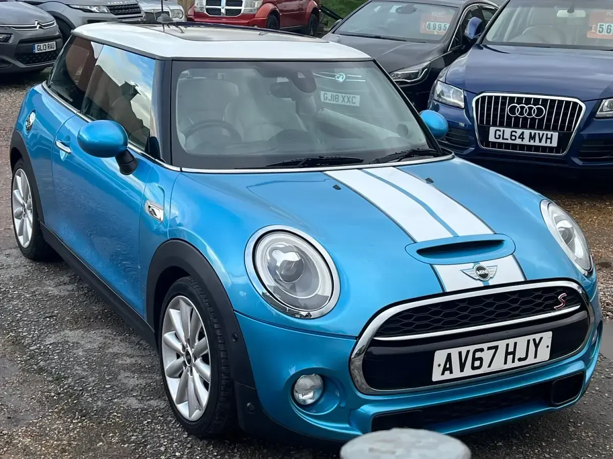 Usado Mini Cooper S Hatch 192 HP (141 kW) 2017 Azul Citadino