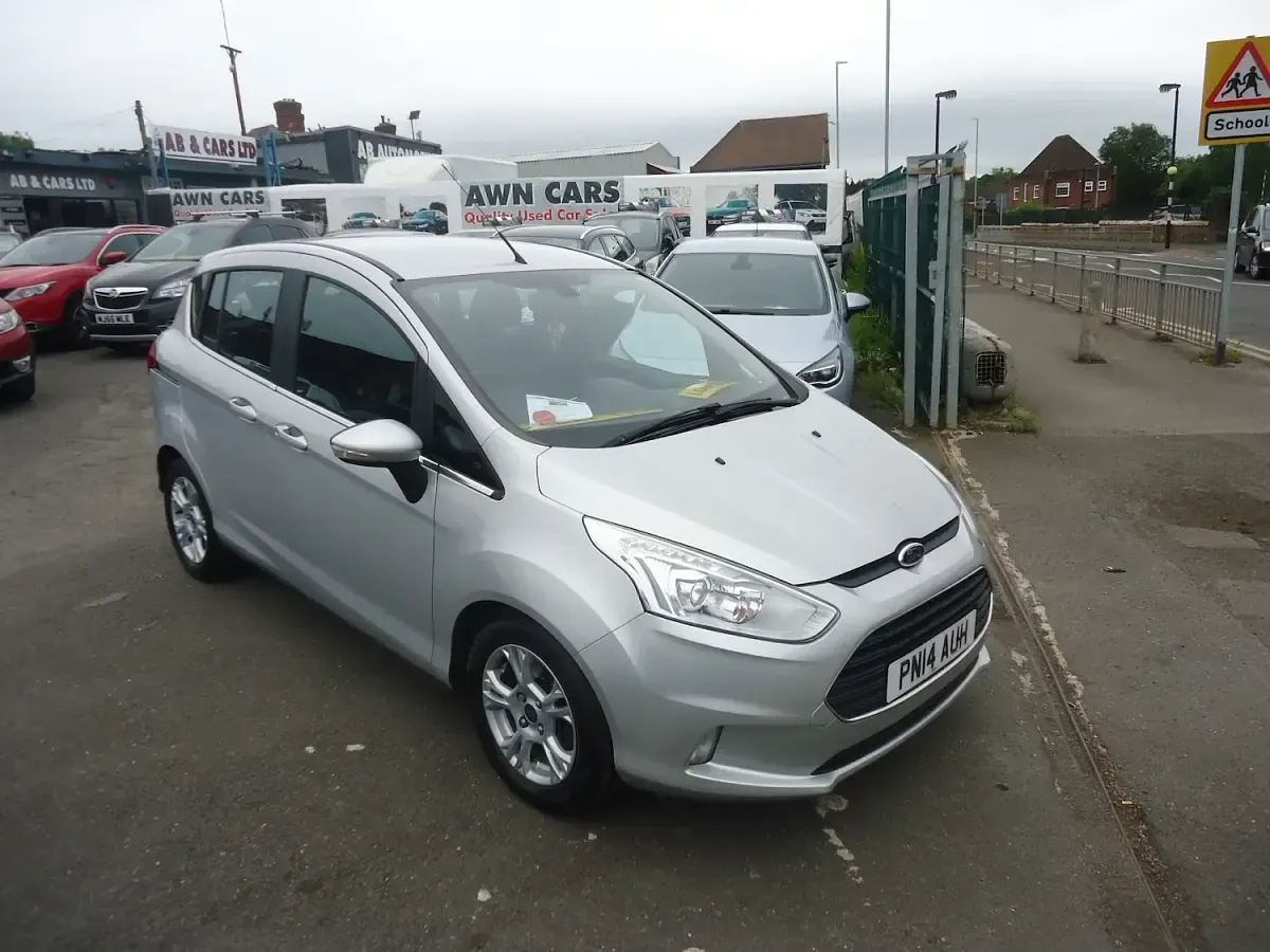 Used Ford B-MAX Zetec 100 HP (73 kW) 2014 Silver MPV