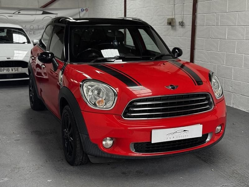 Red Used 2011 Mini Cooper Countryman SUV | £3,395 (Good price) - Image 1/4
