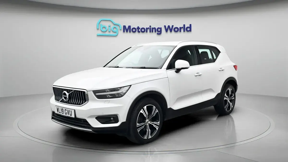 Used Volvo XC40 Inscription 148 HP (108 kW) 2019 SUV