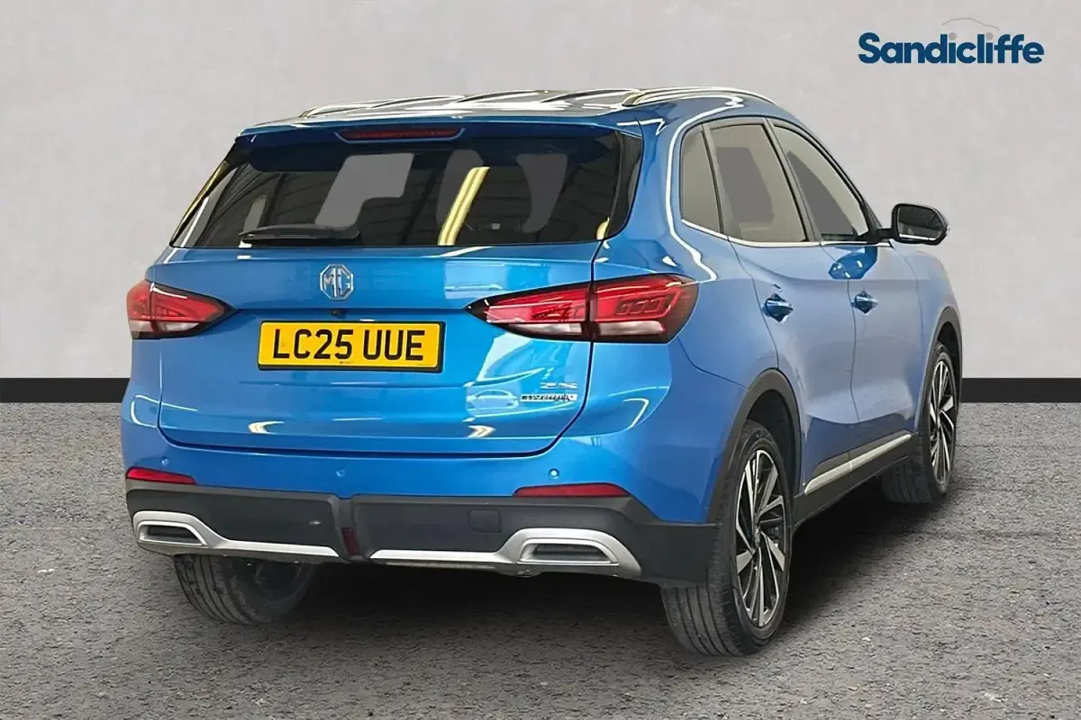 Used MG ZS Trophy 196 HP (144 kW) 2024 Metallic  battersea blue SUV