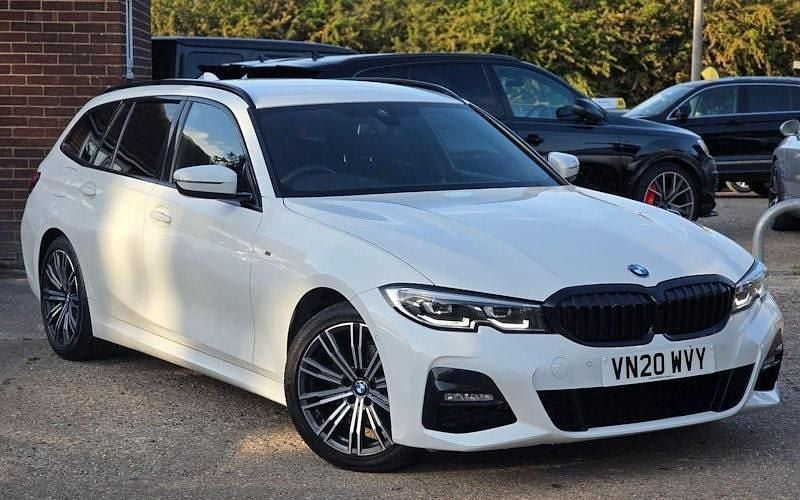 Used 2020 BMW 320 M Sport Estate | £20,499 (Fair price) - Image 1/4