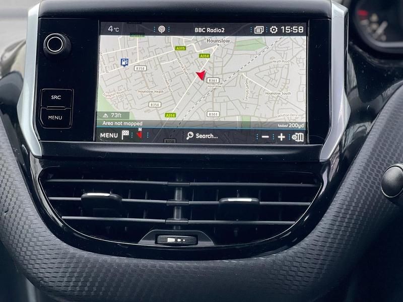 Used Peugeot 208 Allure 110 HP (80 kW) 2018 Red Hatchback