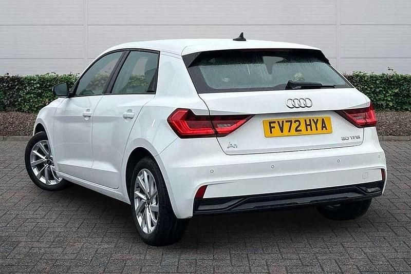 Used Audi A1 Sport 108 HP (79 kW) 2022 White SUV