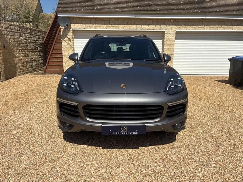 Used Porsche Cayenne S 385 HP (283 kW) 2017 Grey SUV