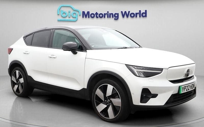 Used 2022 Volvo EC40 Pro SUV | £21,500 (Good price) - Image 1/4