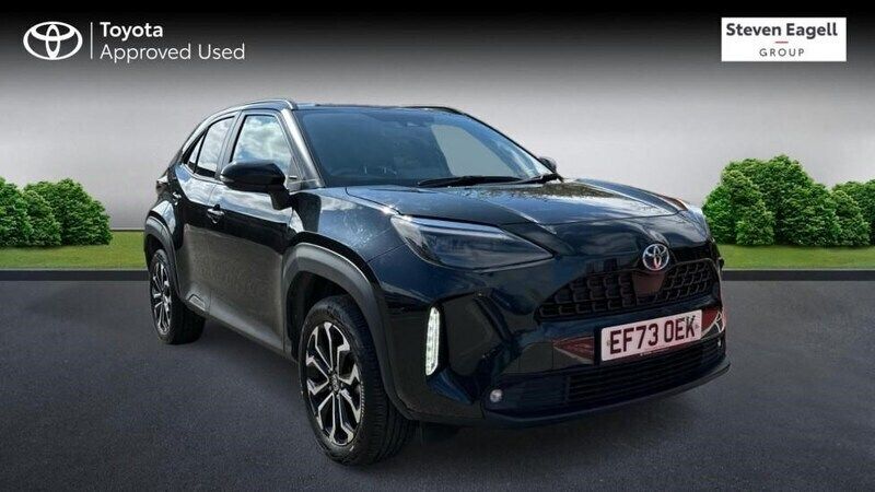 Black Used 2024 Toyota Yaris Hybrid Design Hatchback | £22,070 (Expensive) - Image 1/4
